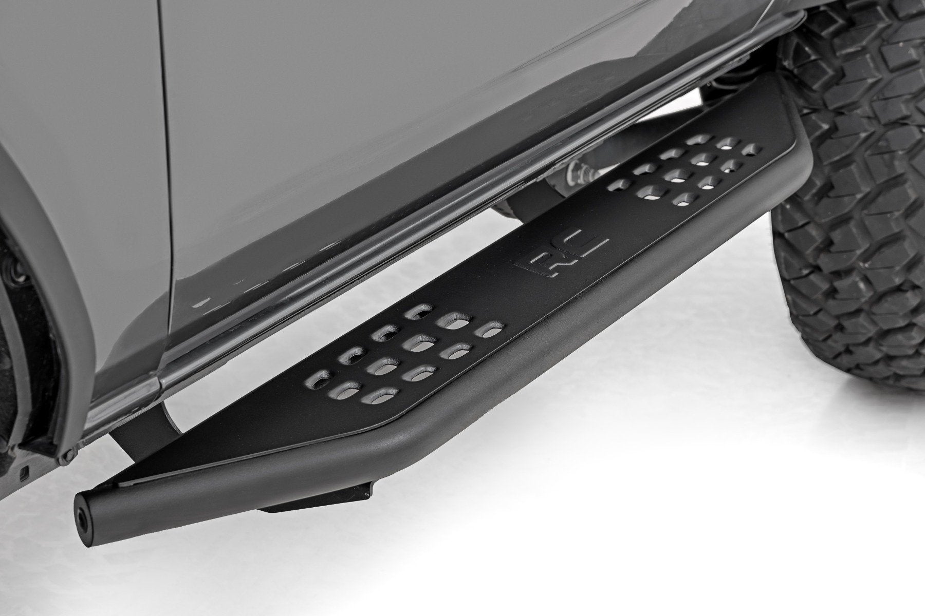 Rough Country OV2 Running Boards Side Step Bars 2-Door Bronco 21-24 14004