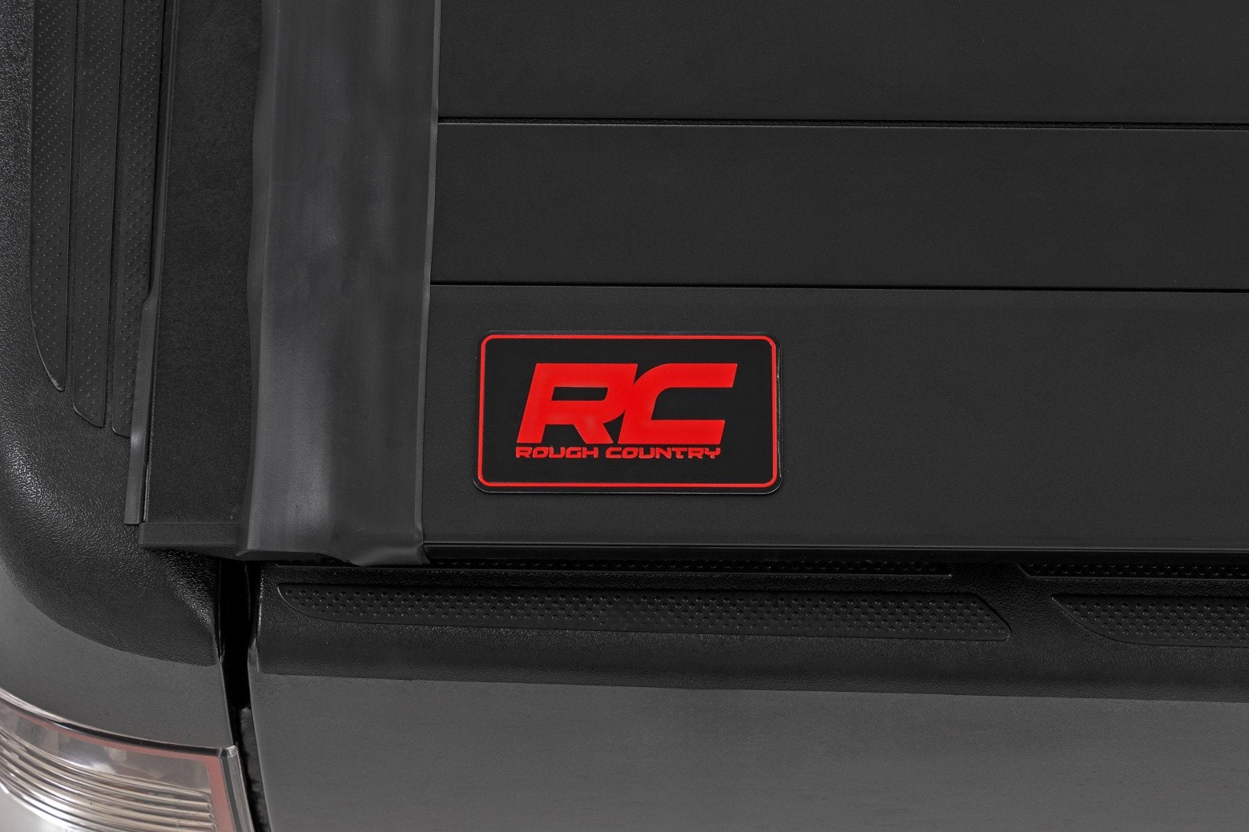 Rough Country Hard Roll Up Bed Cover | 5' Bed | for Toyota Tacoma (2005-2015) 50415500