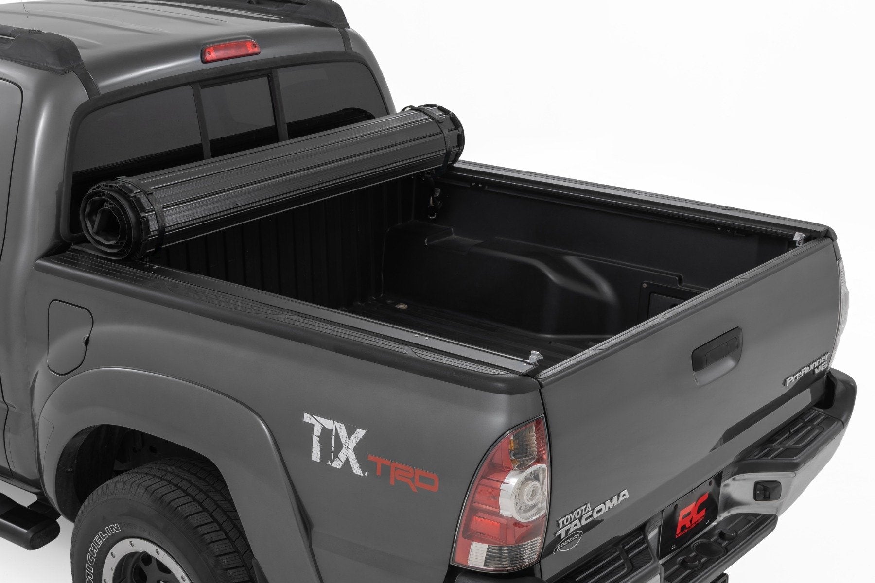 Rough Country Hard Roll Up Bed Cover | 5' Bed | for Toyota Tacoma (2005-2015) 50415500