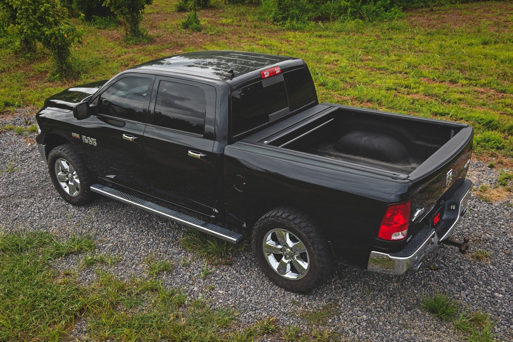 Rough Country Retractable 5'7" Bed Cover for Ram 1500 09-18 1500 Classic 19-24 51309550