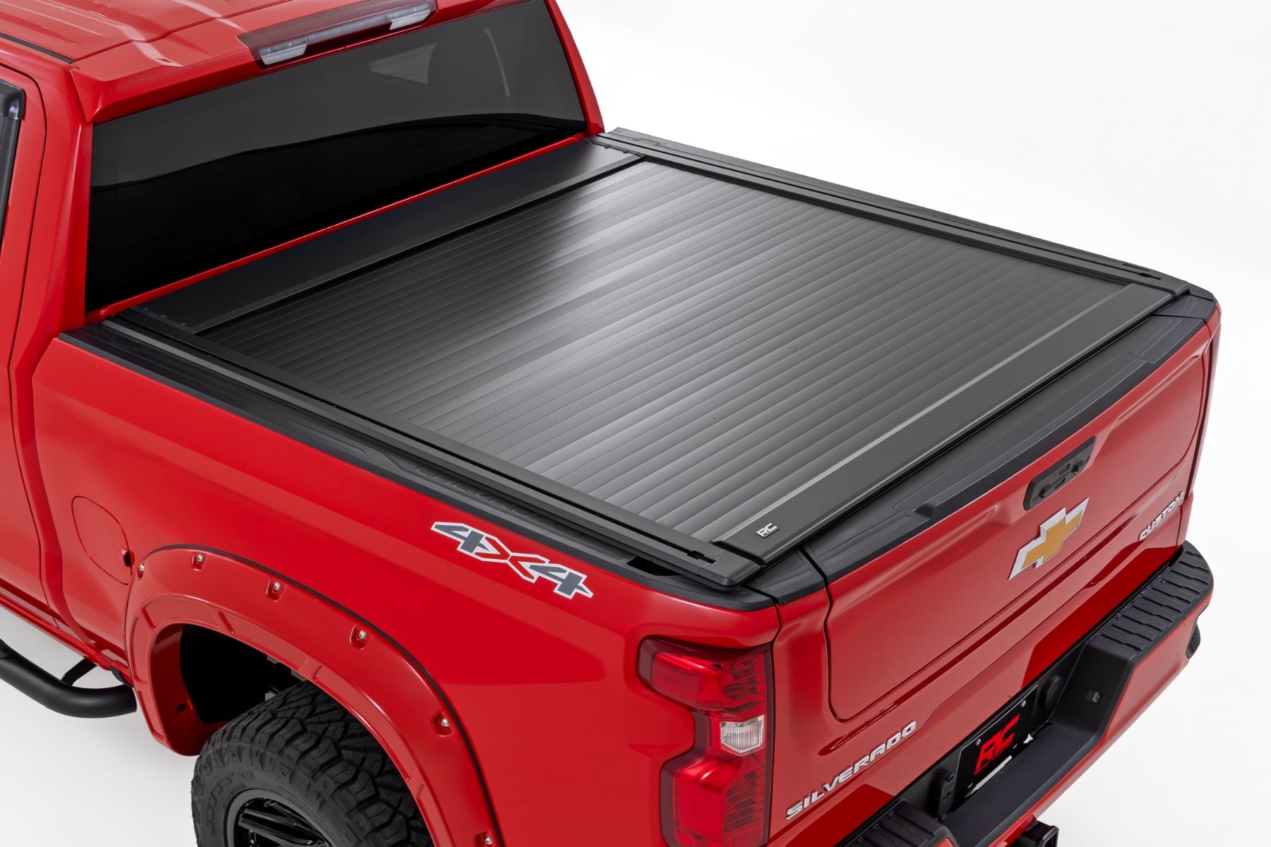 Rough Country Manual Bed Cover  5'10" Bed Chevy/GMC Silverado Sierra 1500 19-26 53120580