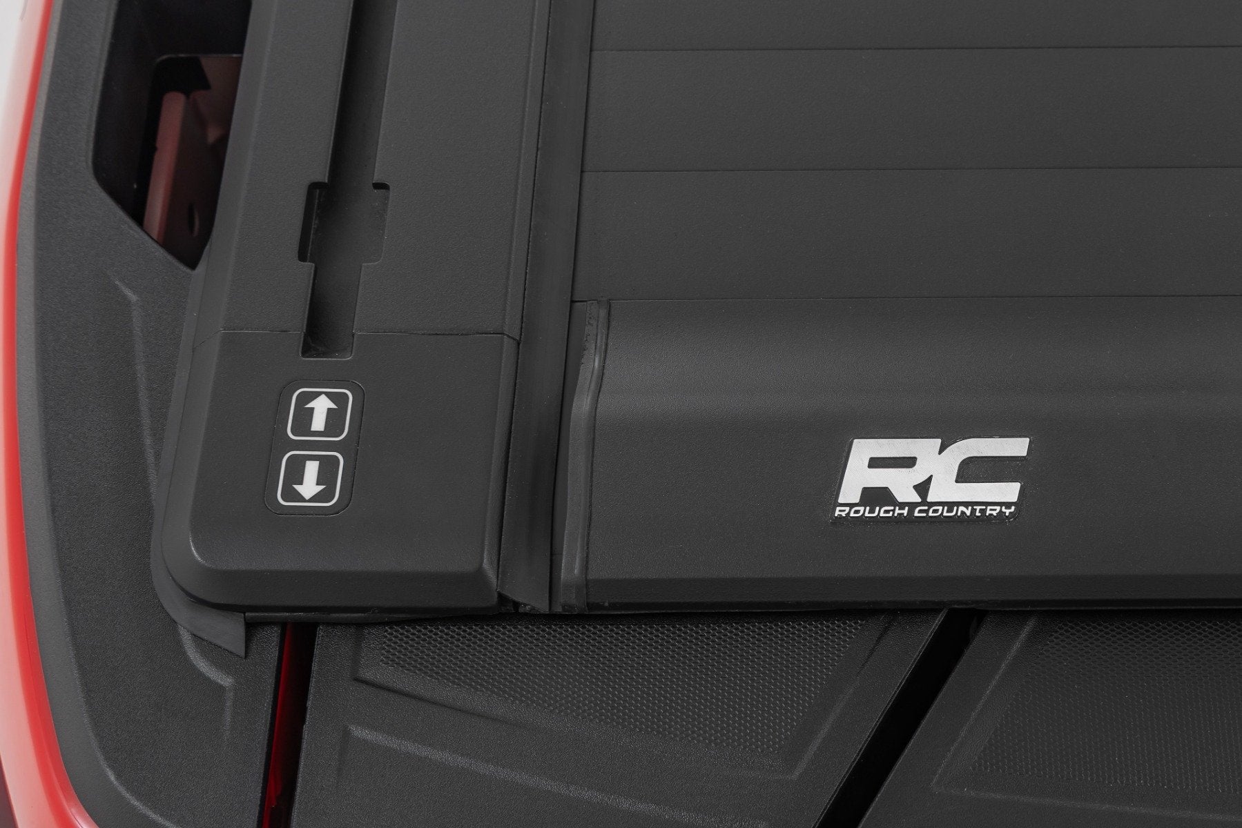 Rough Country Powered Retractable Bed Cover | 5'10" Bed | Chevy/GMC 1500 (19-25) 51120580