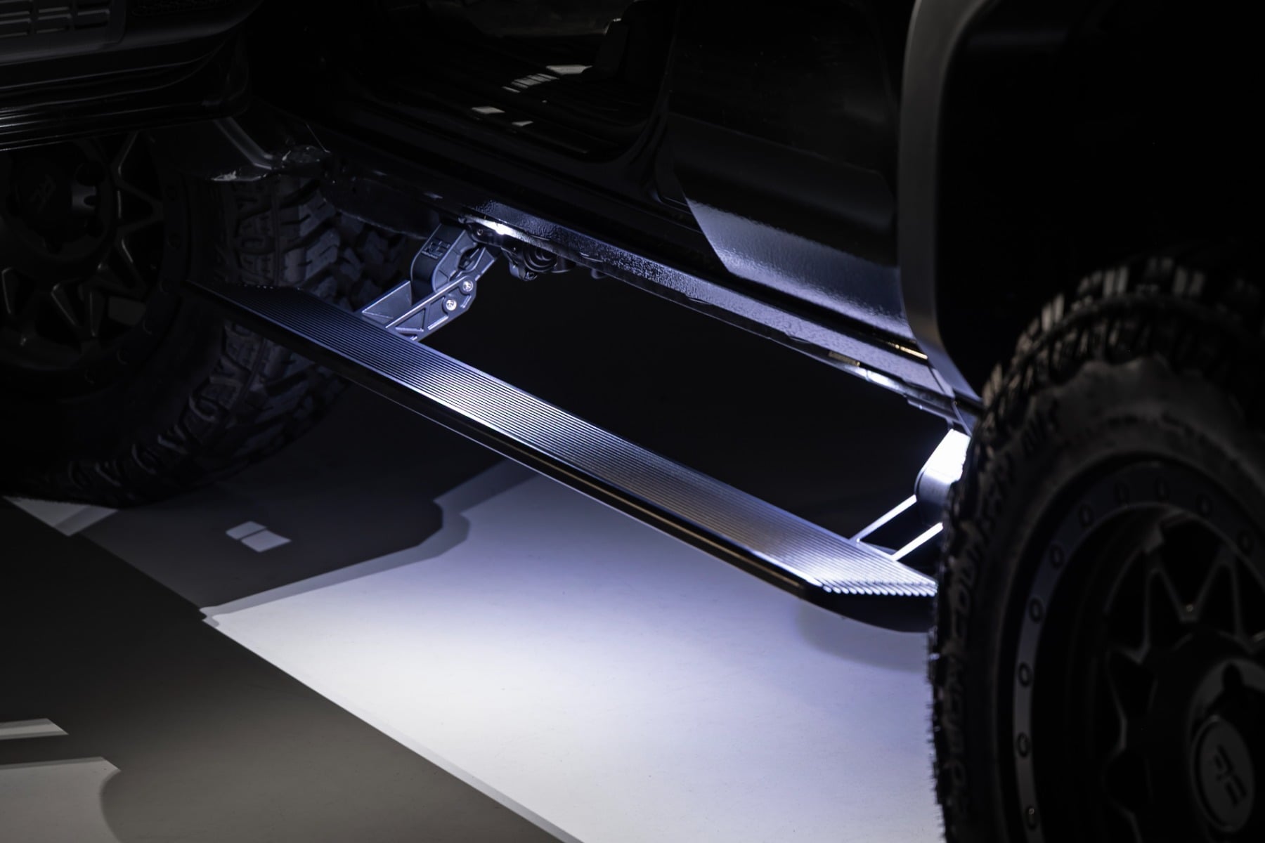 Rough Country Power Running Boards | HT-Series | for Toyota 4Runner 2025-2026 ESR70900