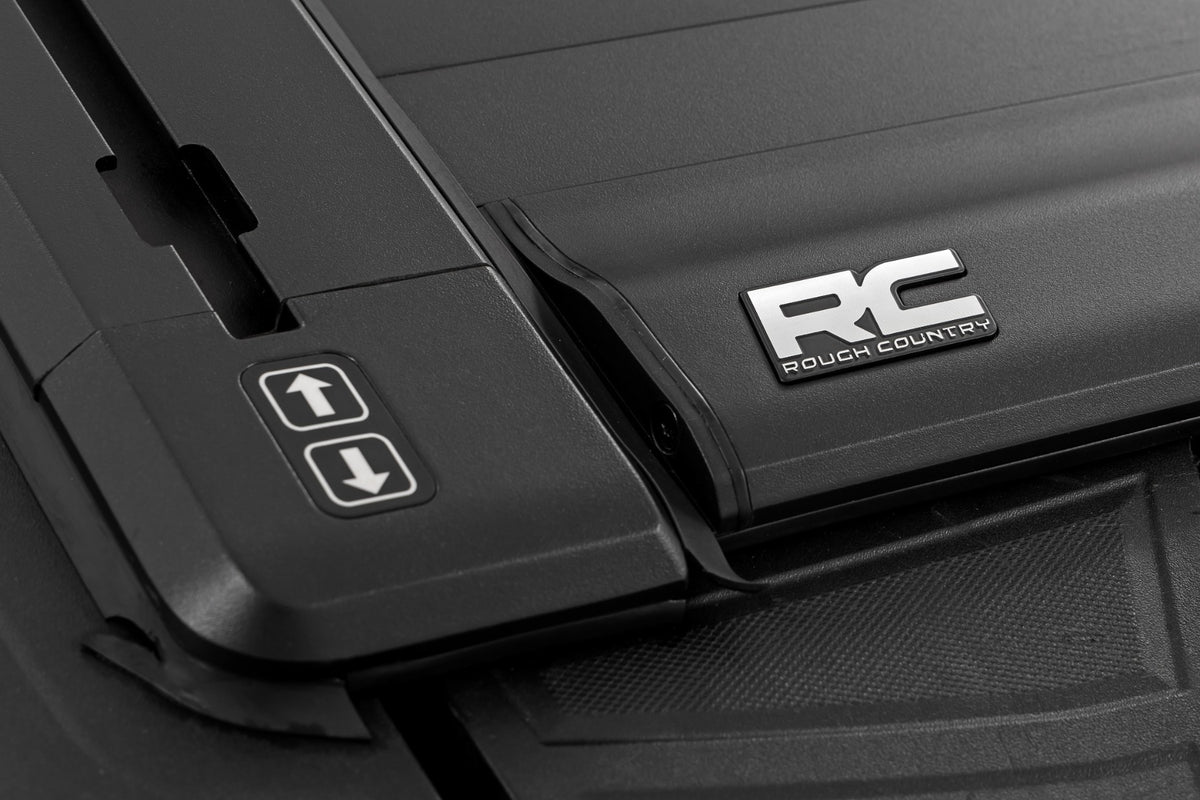 Rough Country Powered Retractable Bed Cover | 6'7" Bed | Chevy/GMC 1500 PU 19-26 51210650