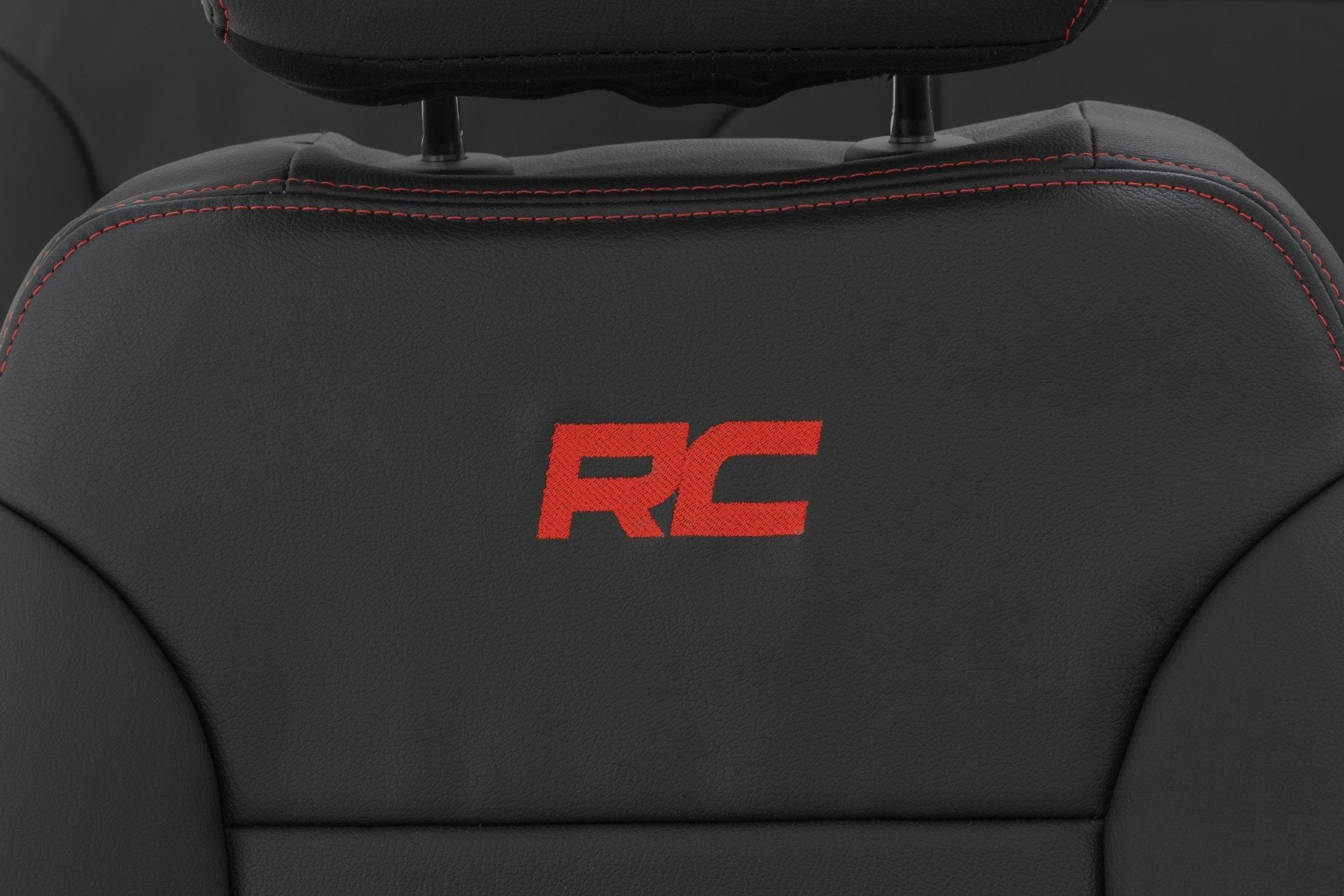 Rough Country Leather Seat Covers | FR Bucket | RR 60/40 | Chevy/GMC Sierra 1500 (19-26)/Silverado 1500 (19-26) 91071L