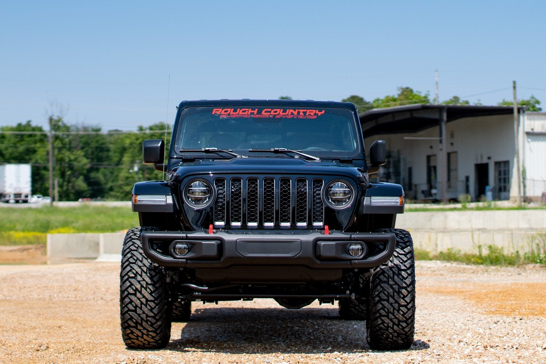 Rough Country 2.5" Leveling Kits Springs M1 Jeep Gladiator JT 4WD 2024 78440