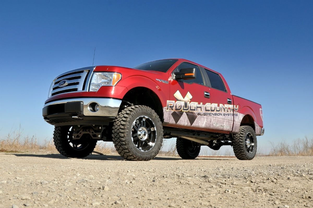Rough Country 6 Inch Lift Kit M1 Struts/M1 for Ford F-150 4wd 2009-2010 59840