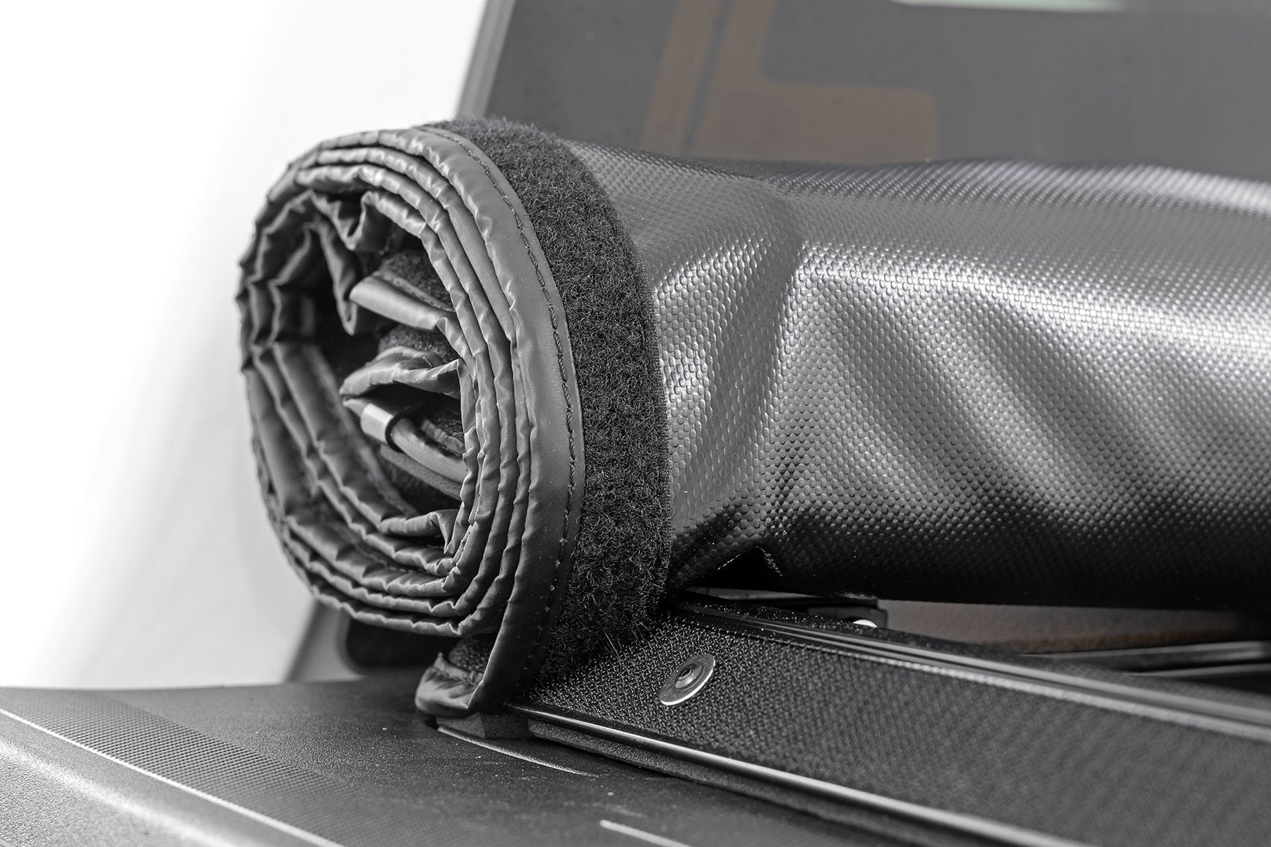 Soft Roll Up Bed Cover 6'10" Bed Ford Super Duty 17-23 42517650