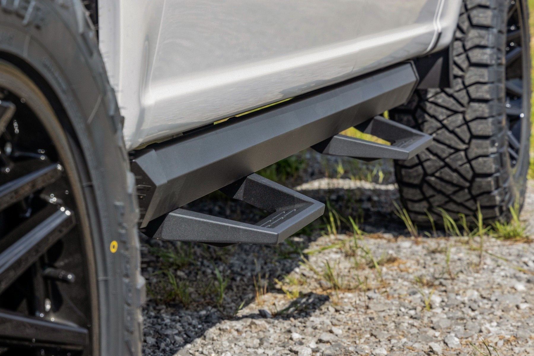 Rough Country SRL2 Adjustable Aluminum Steps | for Ford Ranger 2019-2025 51131 -5