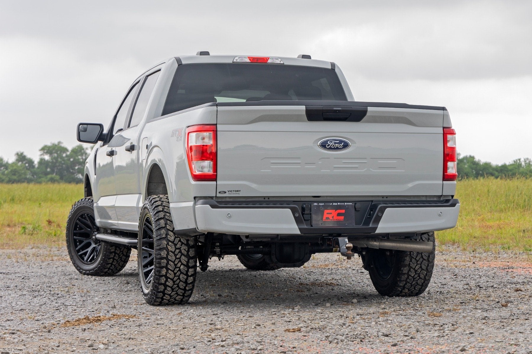 Rough Country OV2 Running Boards Side Steps Crew Cab Ford 150 15-24 14011