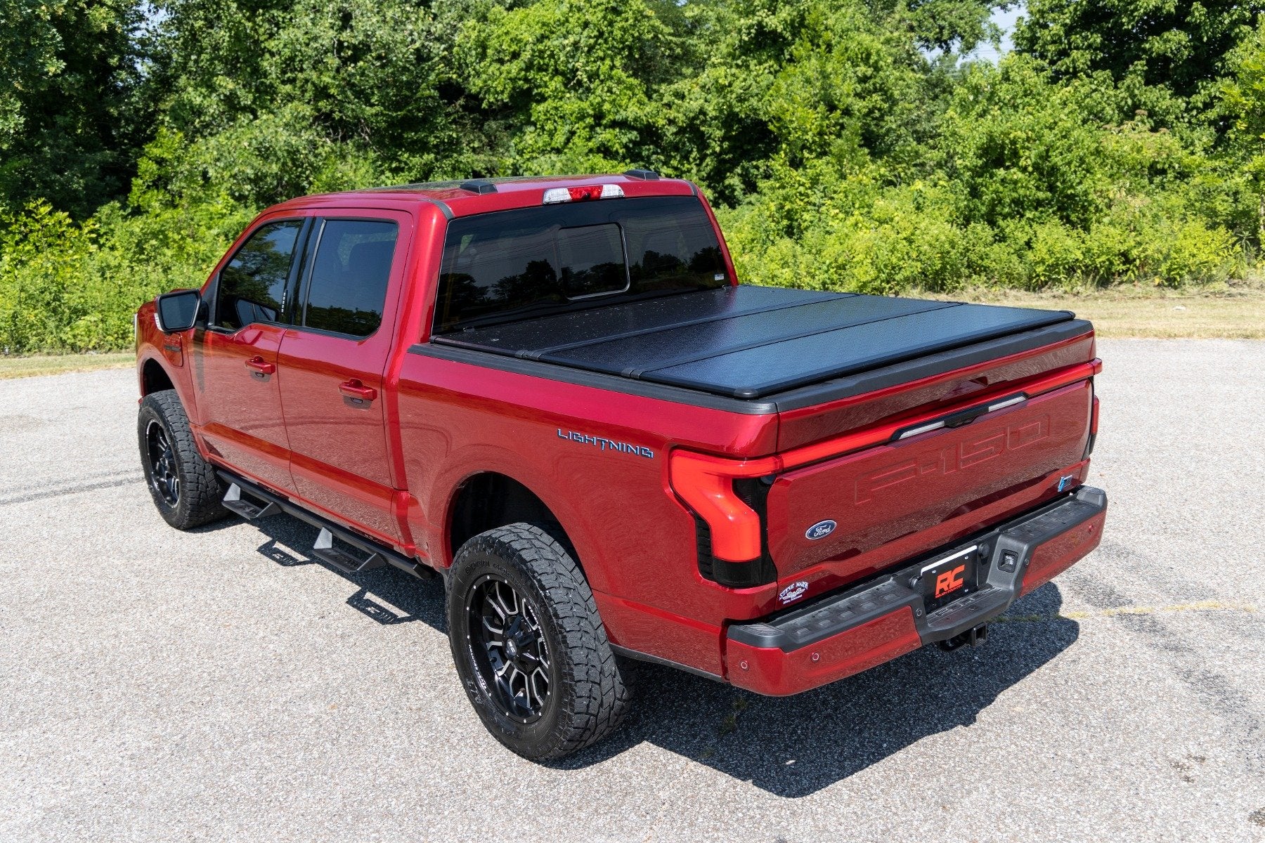 Rough Country 3" Lift Kit with Forged UCA For Ford Lightning 4wd 2022 40900