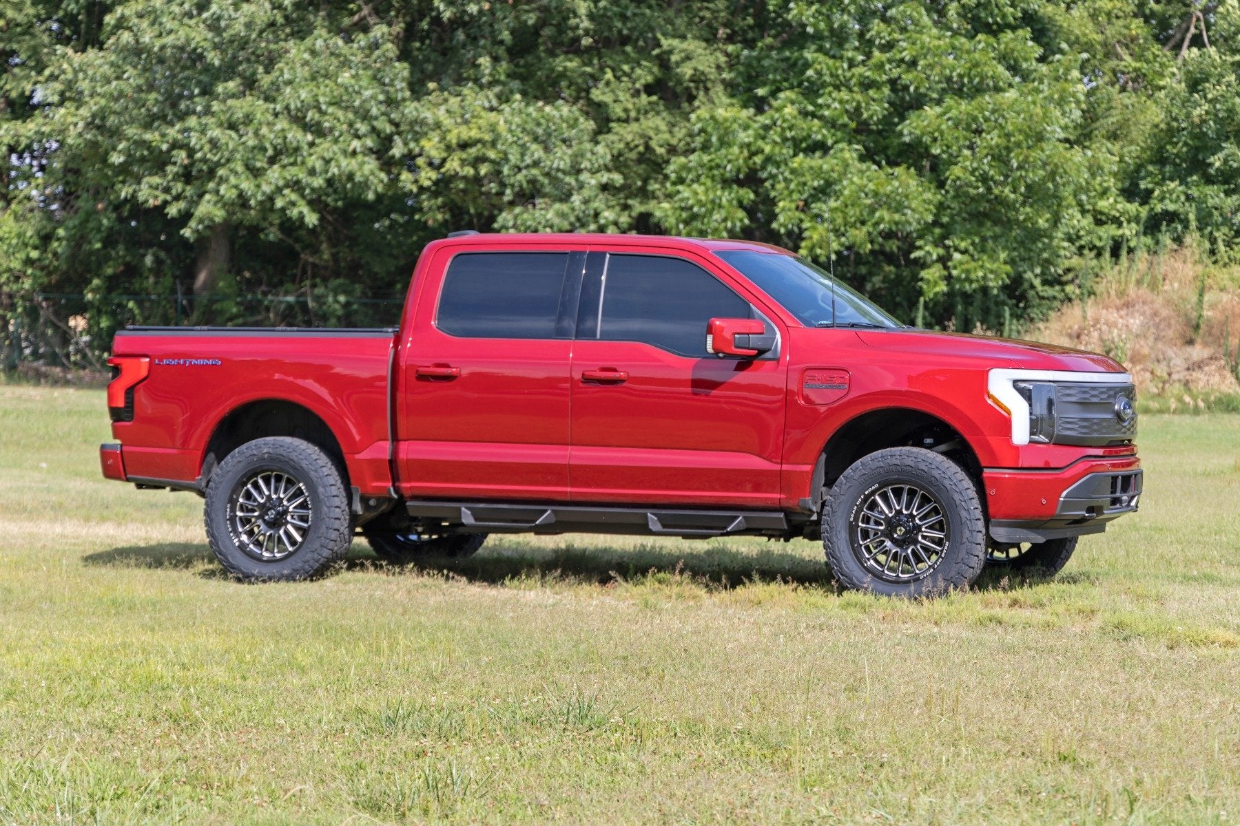 Rough Country 3" Lift Kit with Forged UCA For Ford Lightning 4wd 2022 40900