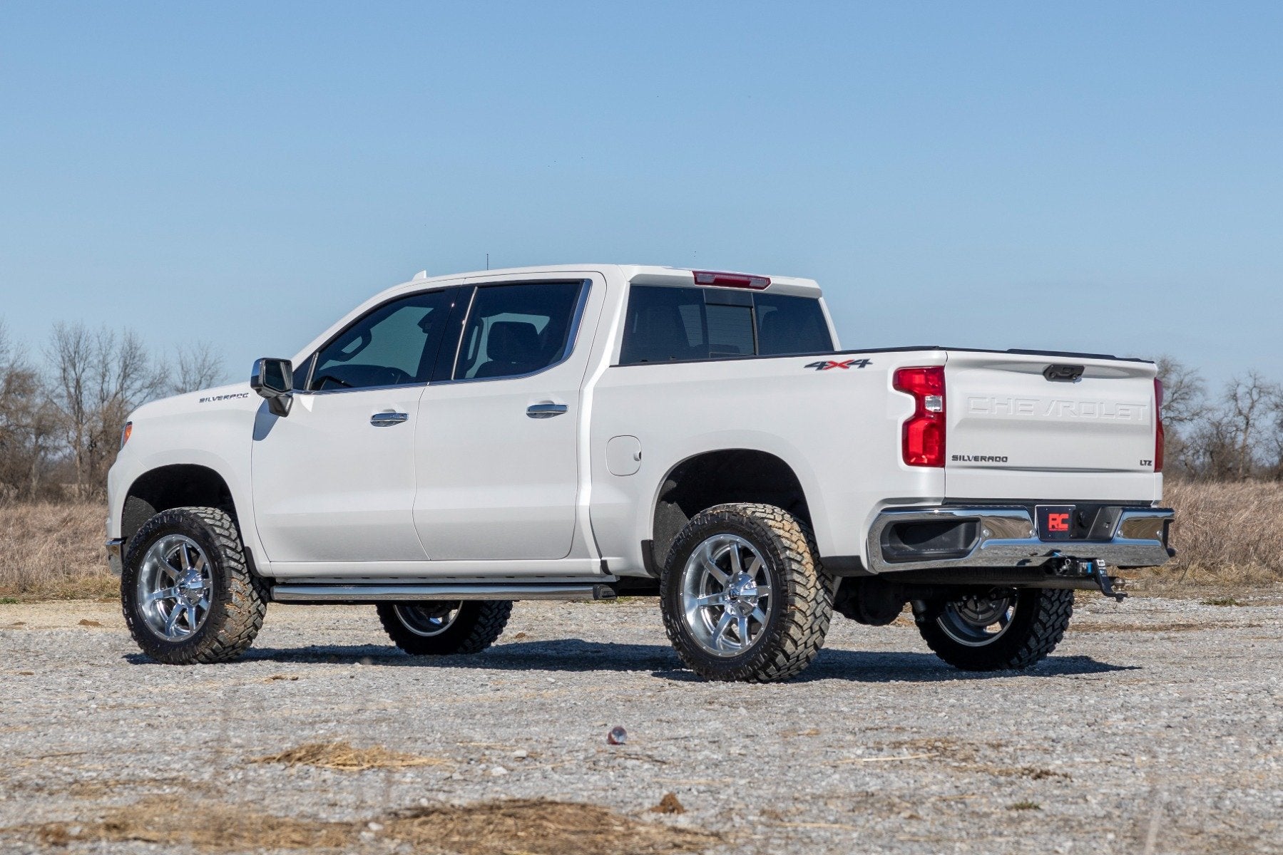 Rough Country 3.5 Inch Lift Kit | Vertex | Rear Mono Leaf | Chevy Silverado 1500 (25-26) 28250_A