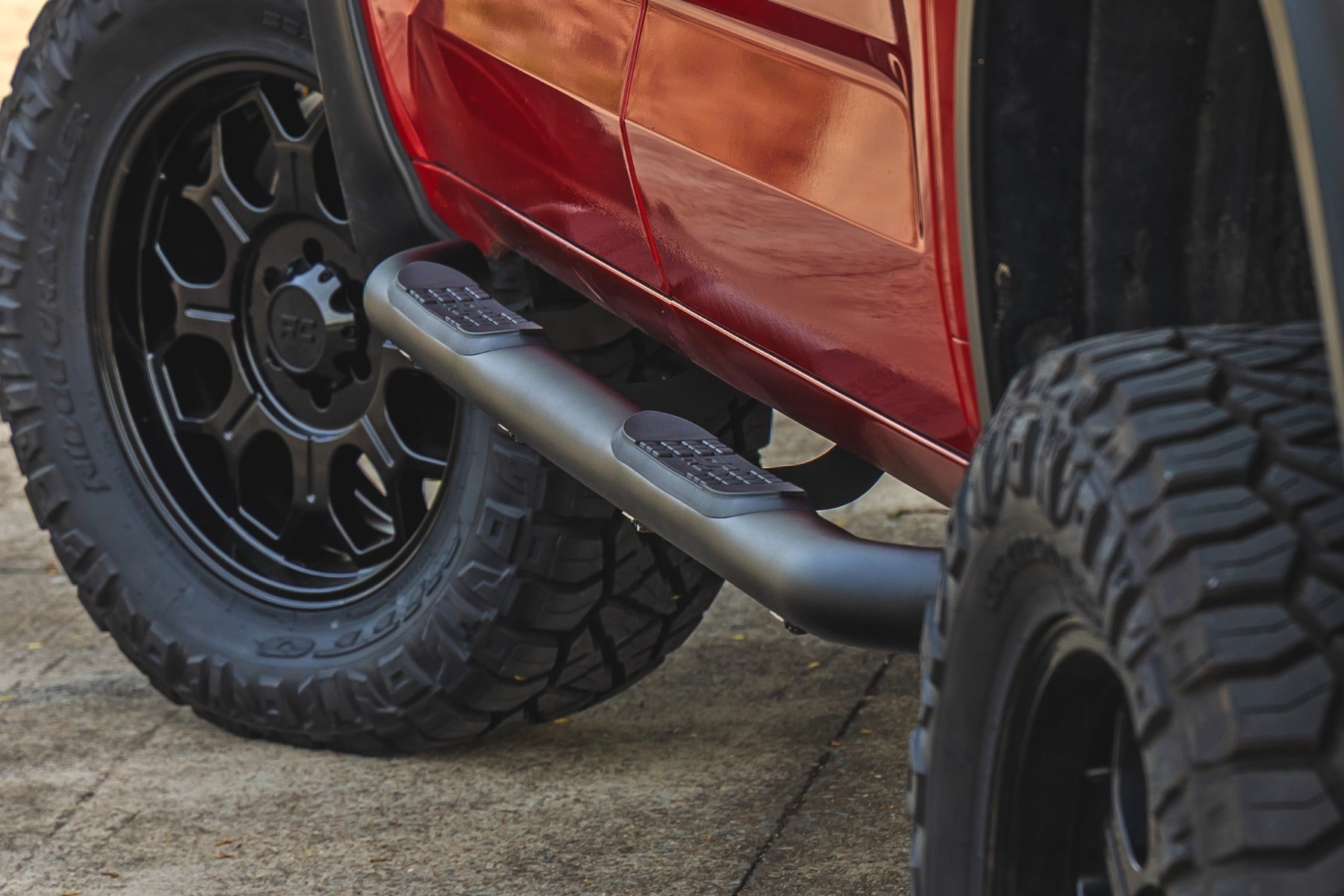 Rough Country Nerf Steps 3" Tube CrewMax for Toyota Tundra 2022-2026 43000