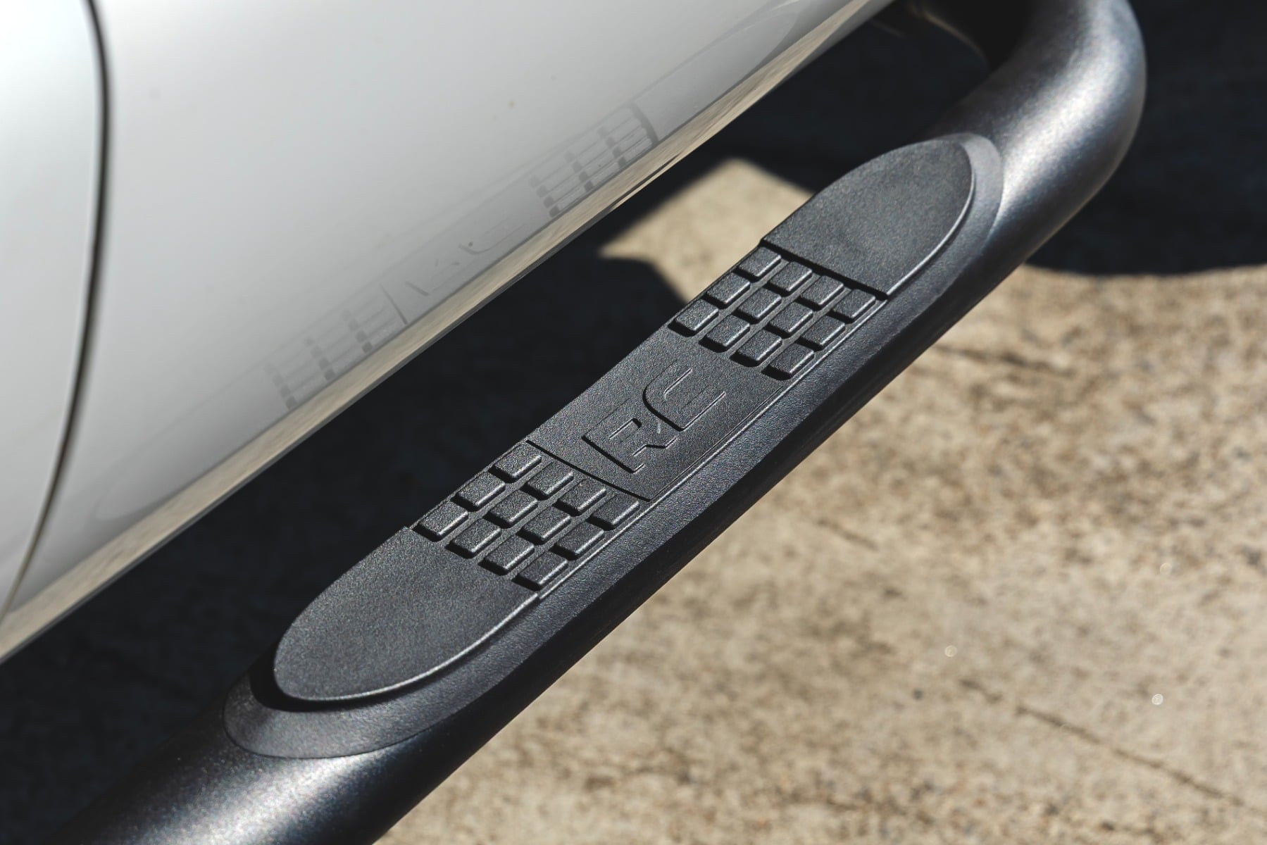 Rough Country Nerf Steps 3" Tube Crew Cab for Ford F250/F350 Super Duty 99-16 43009