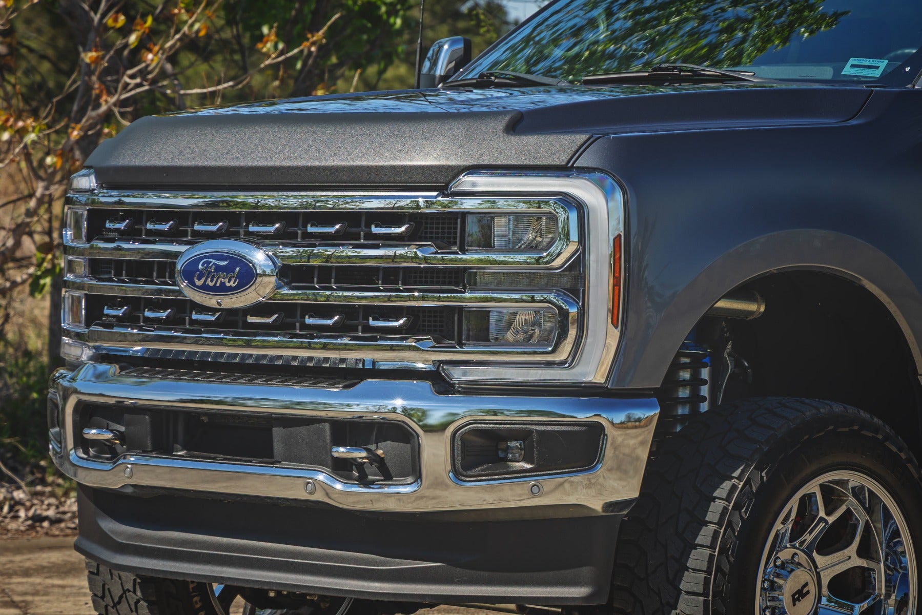 Rough Country Hood Protector | for Ford F-250/F-350 Super Duty 23-26 HP30011