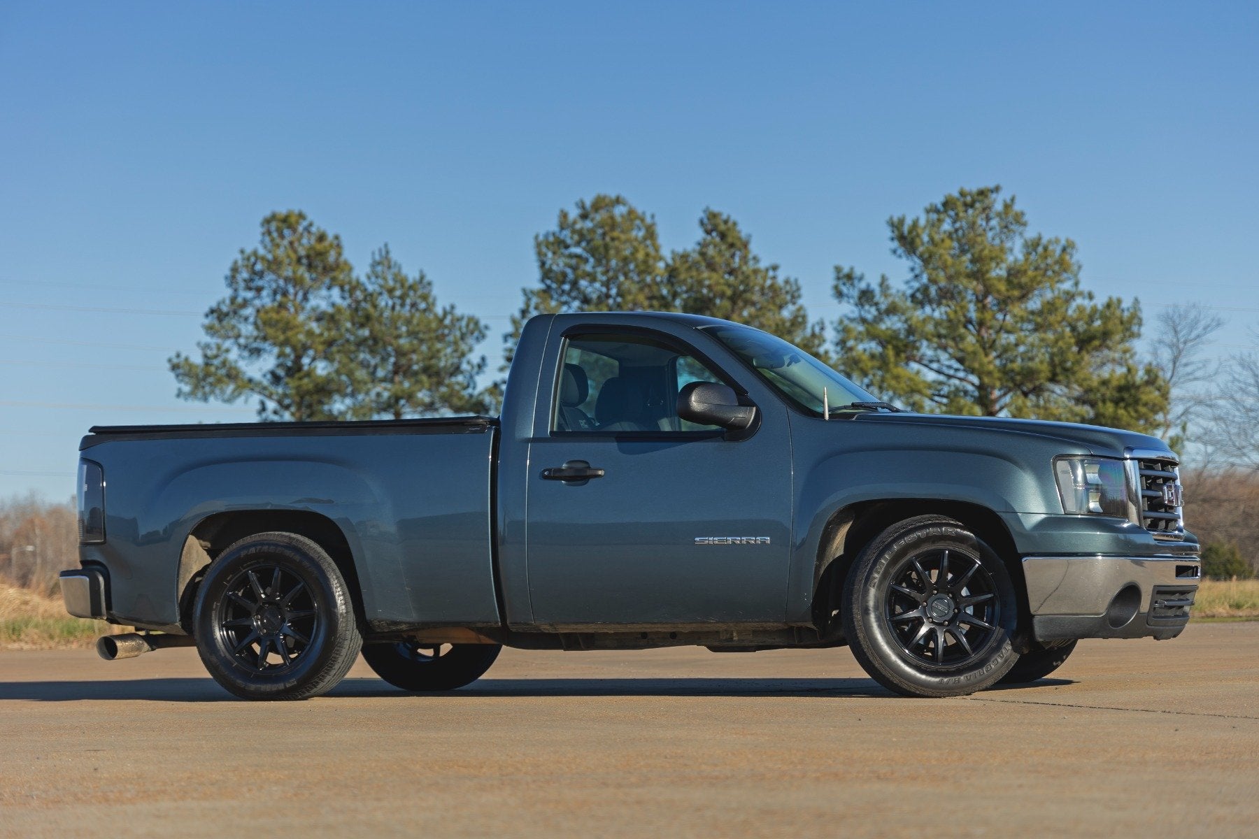 Rough Country 2" Lowering Kit | 4" Rear Lowering | M1 | Chevy/GMC 1500 4WD 14-18 -2