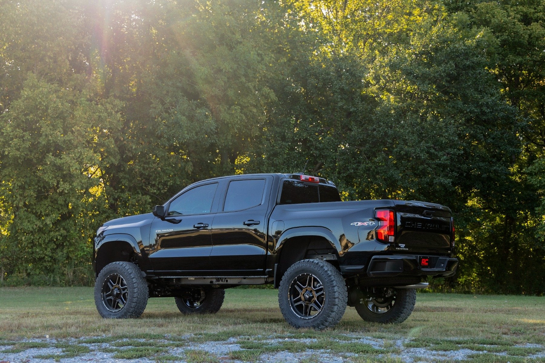 Rough Country 6" Lift Kit N3 Struts Chevy/GMC Canyon/Colorado 4wd 23-25 13331