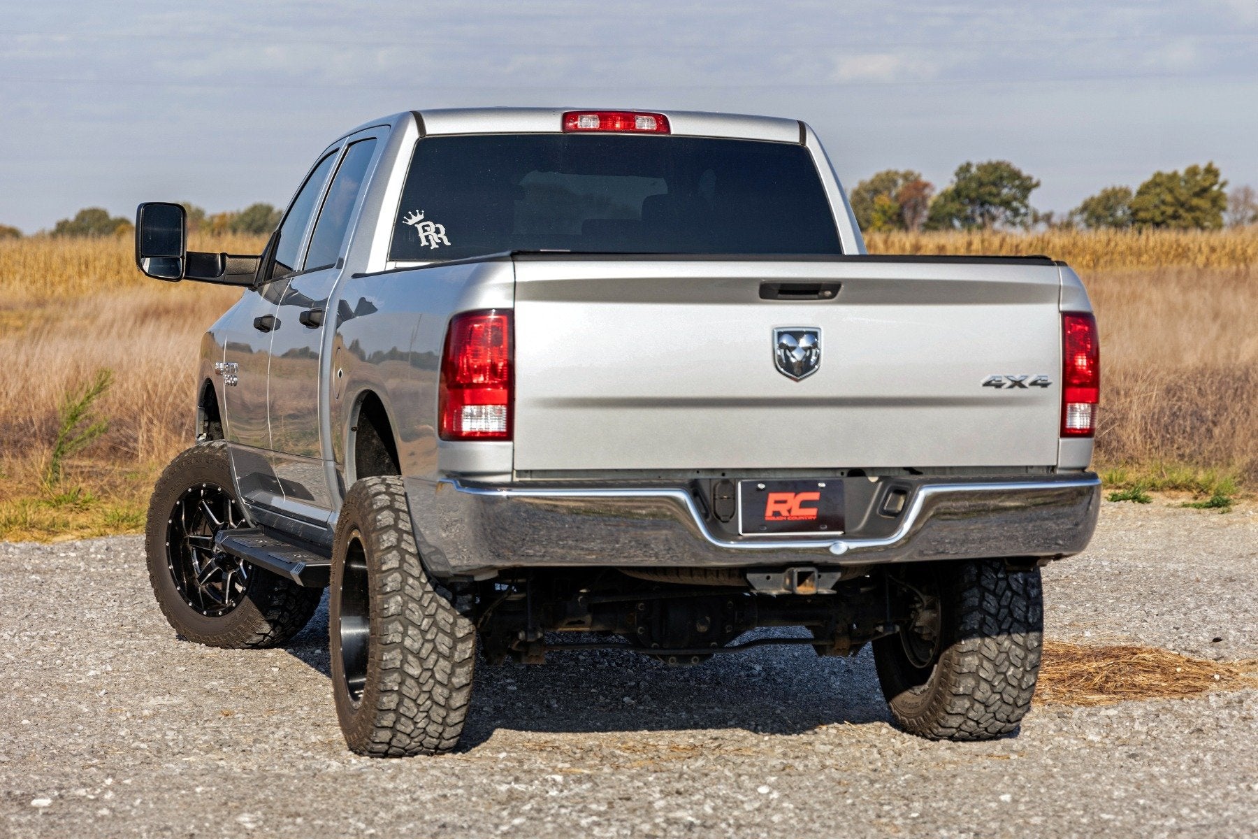 Rough Country HD2 Running Boards Quad Cab Ram 1500/2500/3500 2WD/4WD SRB091777A