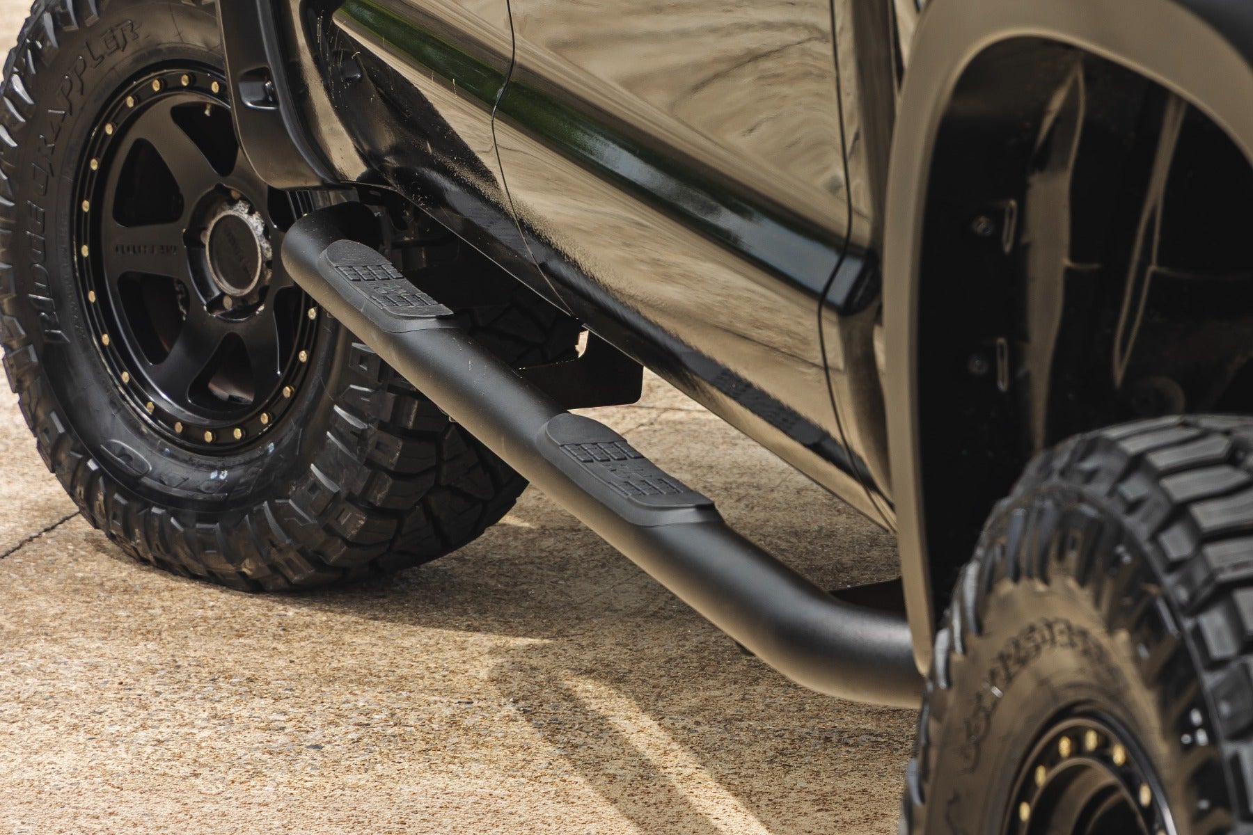 Rough Country Nerf Steps | 3" Tube | CrewMax | for Toyota Tundra (2007-2021) 43008