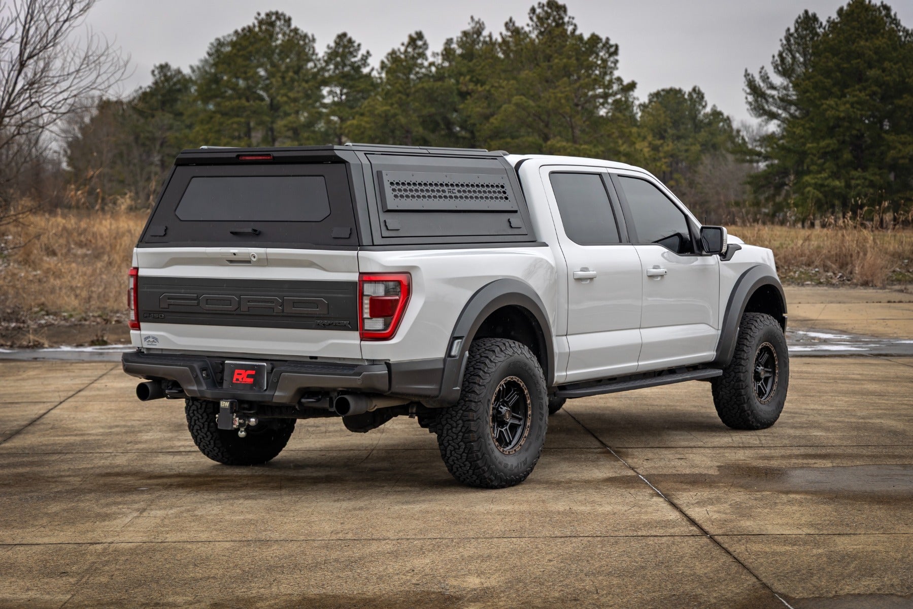 Rough Country Truck Bed Cap | Modular | 5'7" Bed | for Ford F-150 2021-2025 73400