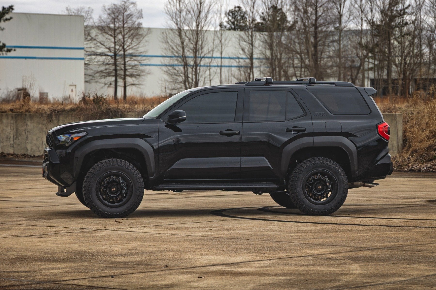 Rough Country 1.5-2" Leveling Kit | for Toyota 4Runner 4WD 2025 -5