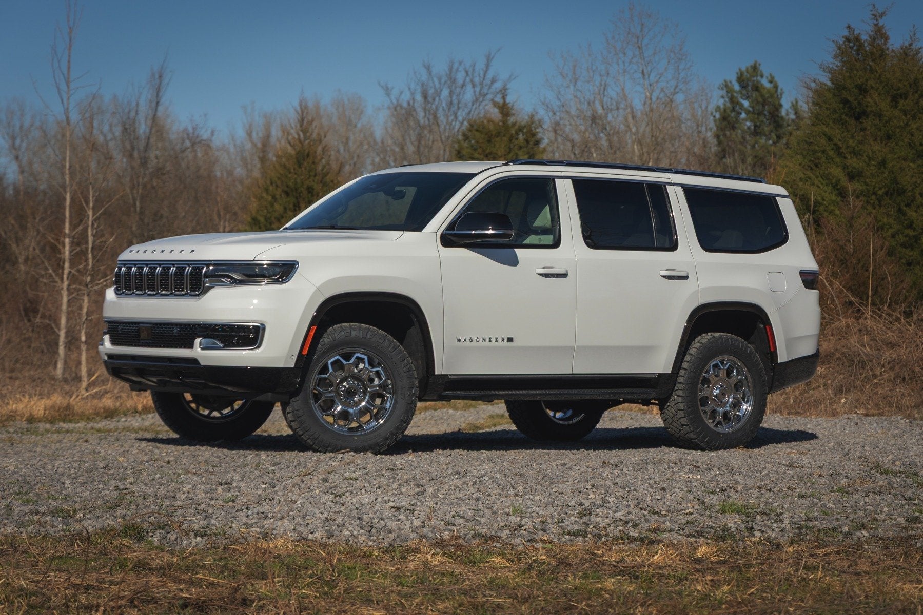 Rough Country 3" Lift Kit for Jeep Wagoneer 4WD (2022-2025) 60800RED