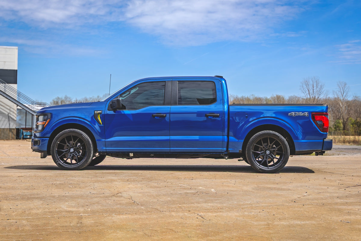 Rough Country 3" Front 5" Rear Lowering Kit M1 for Ford F150 4WD 15-26 48340
