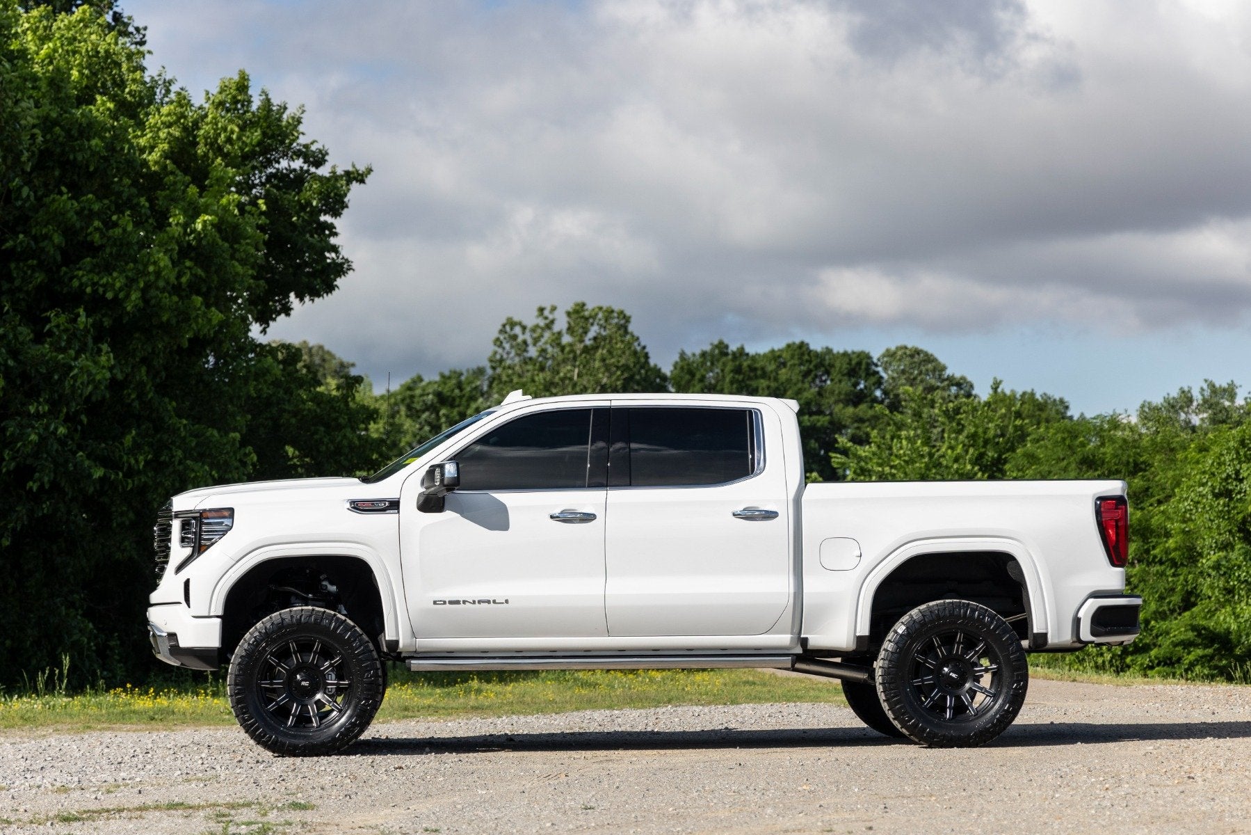 Rough Country 6" Lift Adaptive Ride Control Chevy/GMC Silverado/Sierra 1500 2025 110100