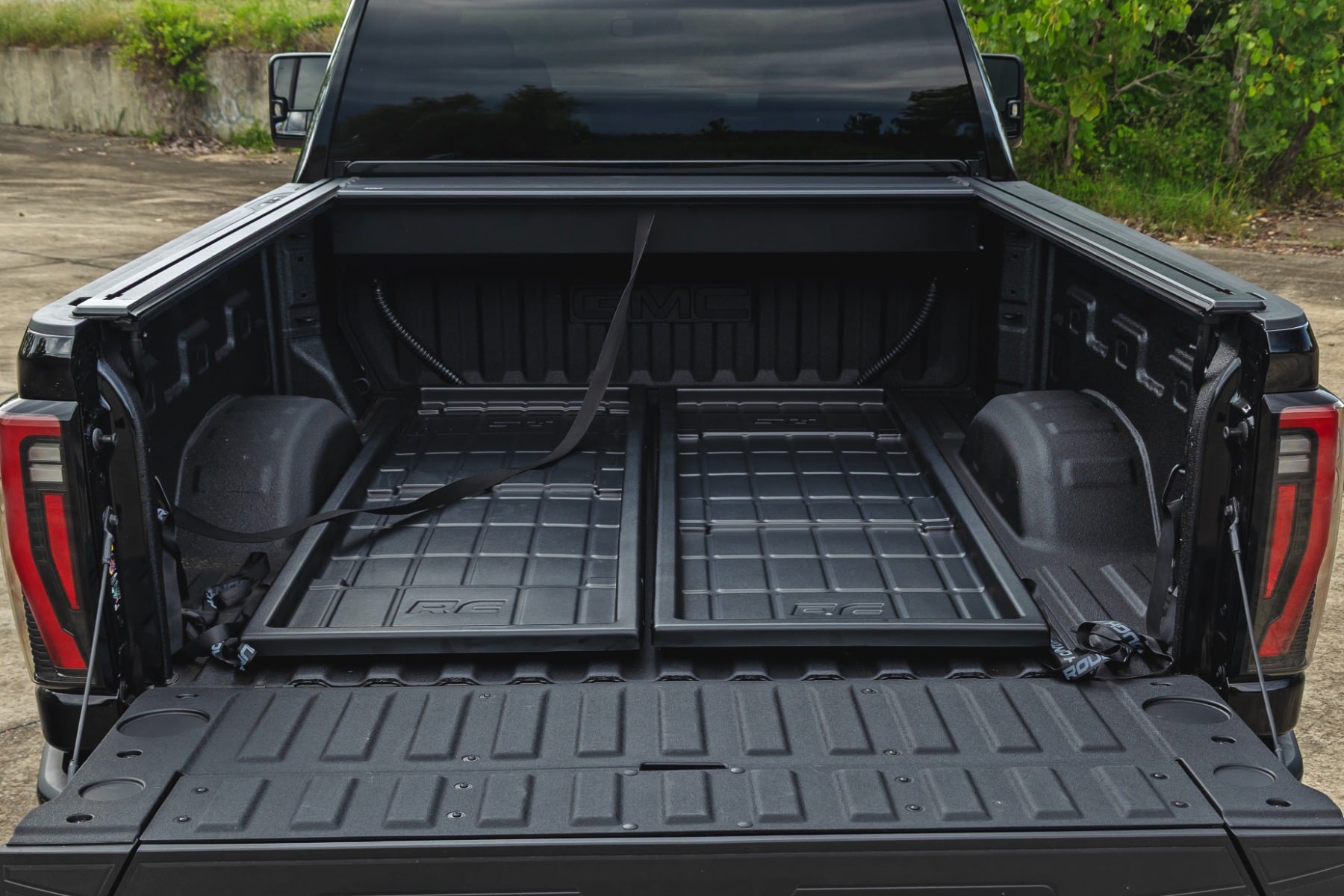Rough Country Slide-Out Truck Bed Cargo Trays Fits 6'7"–6'10" Beds Easy Access 10215