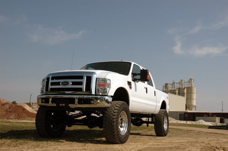 Rough Country 6" Suspension Lift Kit for Ford 4-Link Gas 08-10 F250/350 58850