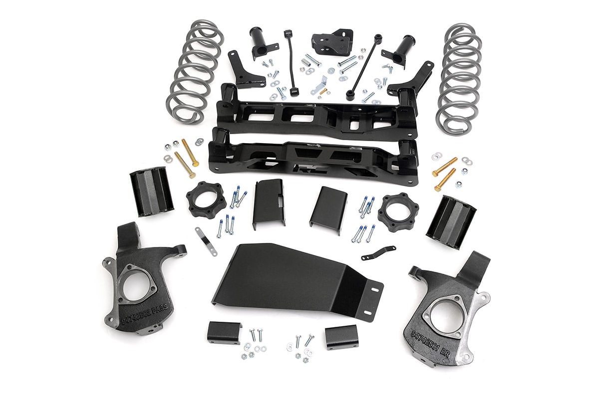 Rough Country 7.5 Inch Lift Kit Chevy Avalanche 1500 (2007-2013) 20900