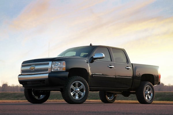 Rough Country 5in Suspension Lift Kit for Chevy GMC 1500 07-13 w/N3 Struts 26231