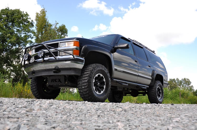 Rough Country 6 Inch Lift Kit V2 Chevy/GMC 1500 Truck/SUV 4wd (1988-1999) 27670