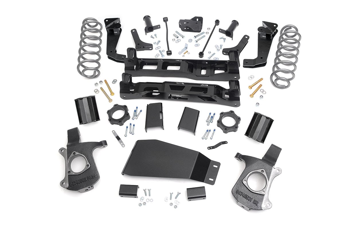 Rough Country 7in GM Suspension Lift Kit (07-13 Sub./Yukon XL) 28700A