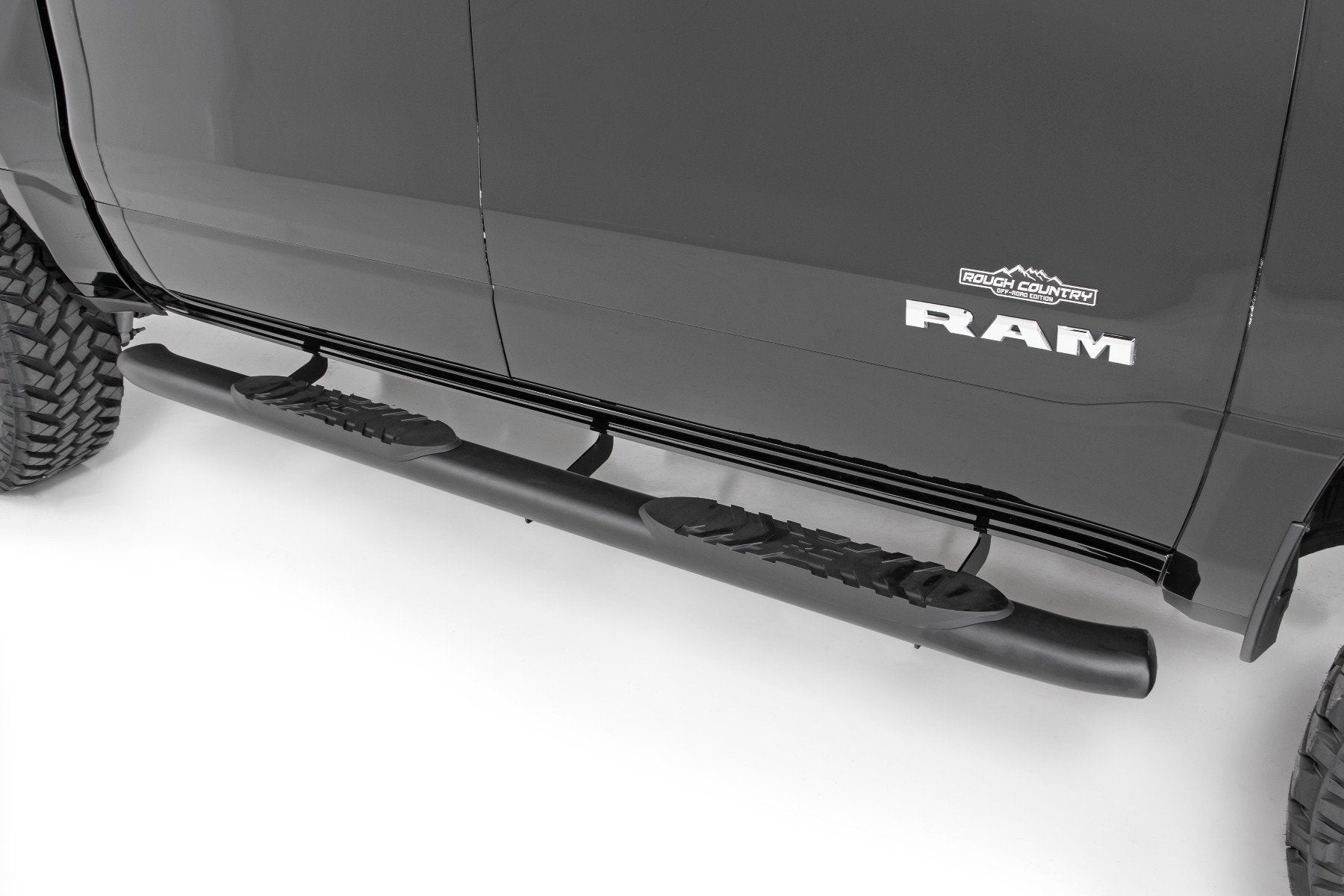 Rough Country Dodge Oval Nerf Step Bars 19-21 Ram Crew Cab 21004