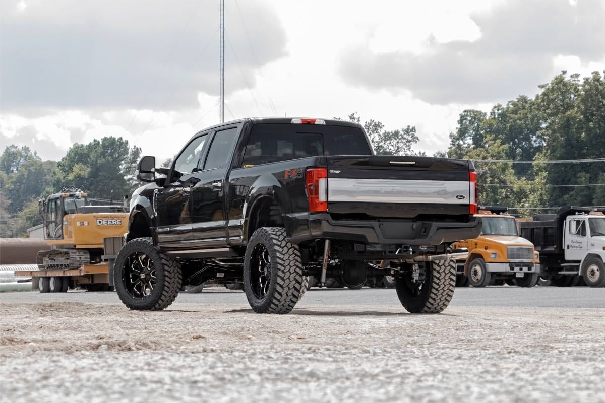 Rough Country 6" Lift Kit Diesel FR D/S C/O V2 For Ford SuperDuty 17-22 50458