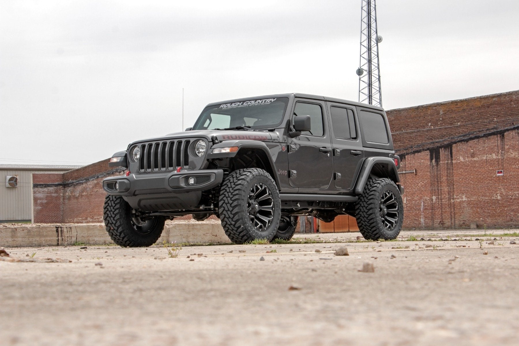 Rough Country 2.5" Lift Kit | Coils | M1R | for Jeep Wrangler Unlimited 4WD (2024-2025)