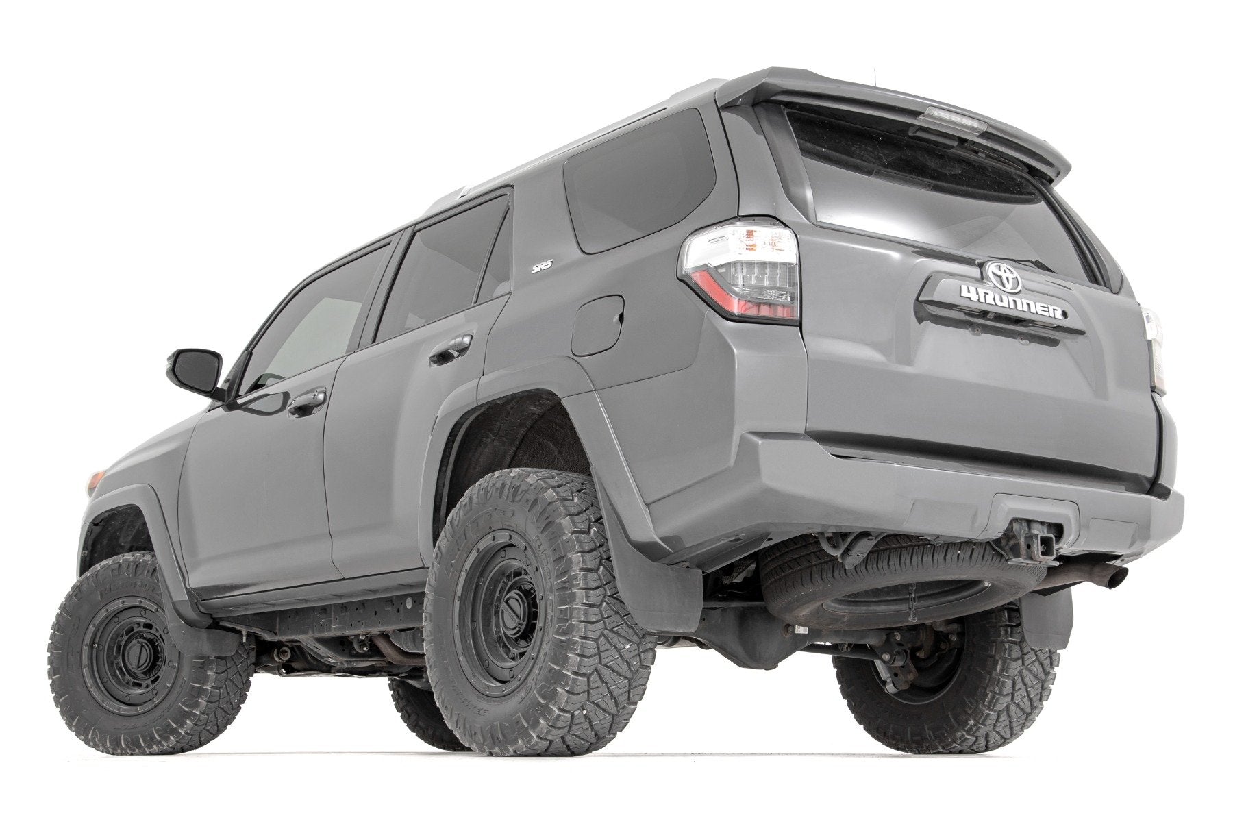 Rough Country 3" Lift Upper Arms RR Coils M1 Struts for Toyota 4Runner 10-23 76642