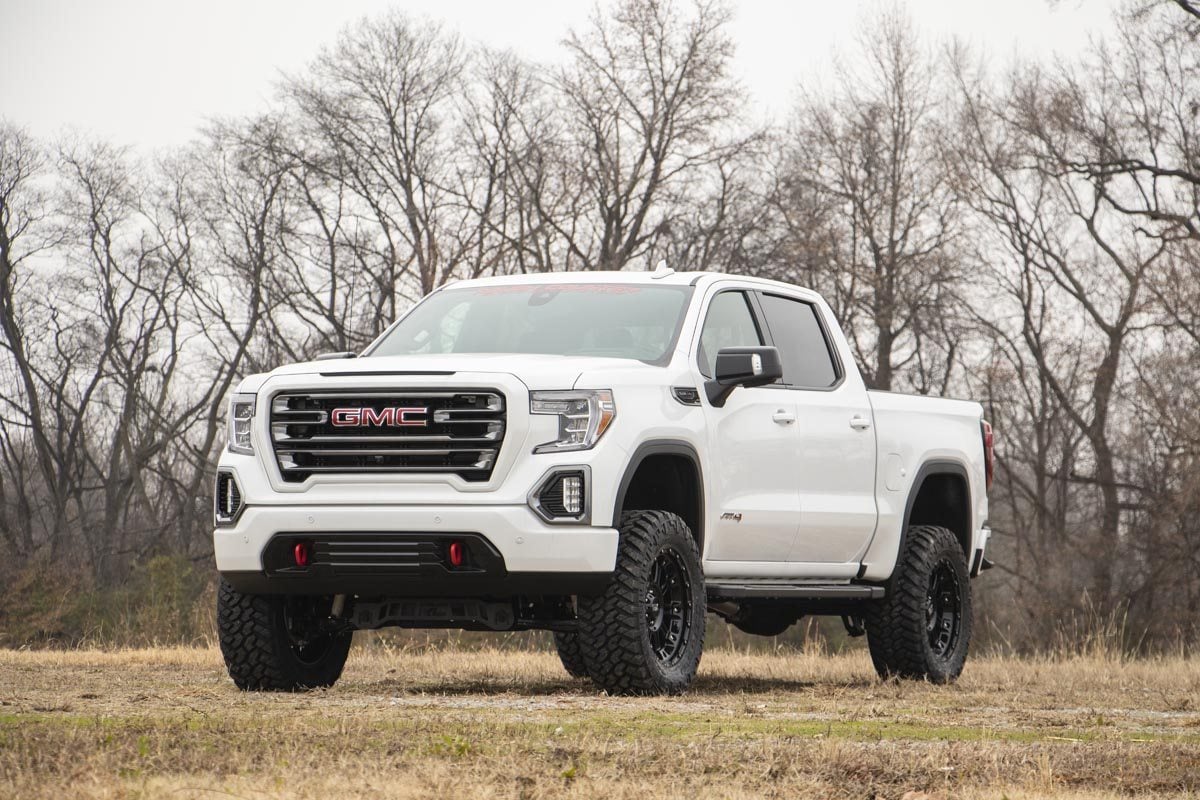 Rough Country 4 Inch Lift Kit AT4/Trailboss M1/M1 Chevy/GMC 1500 19-22 27540
