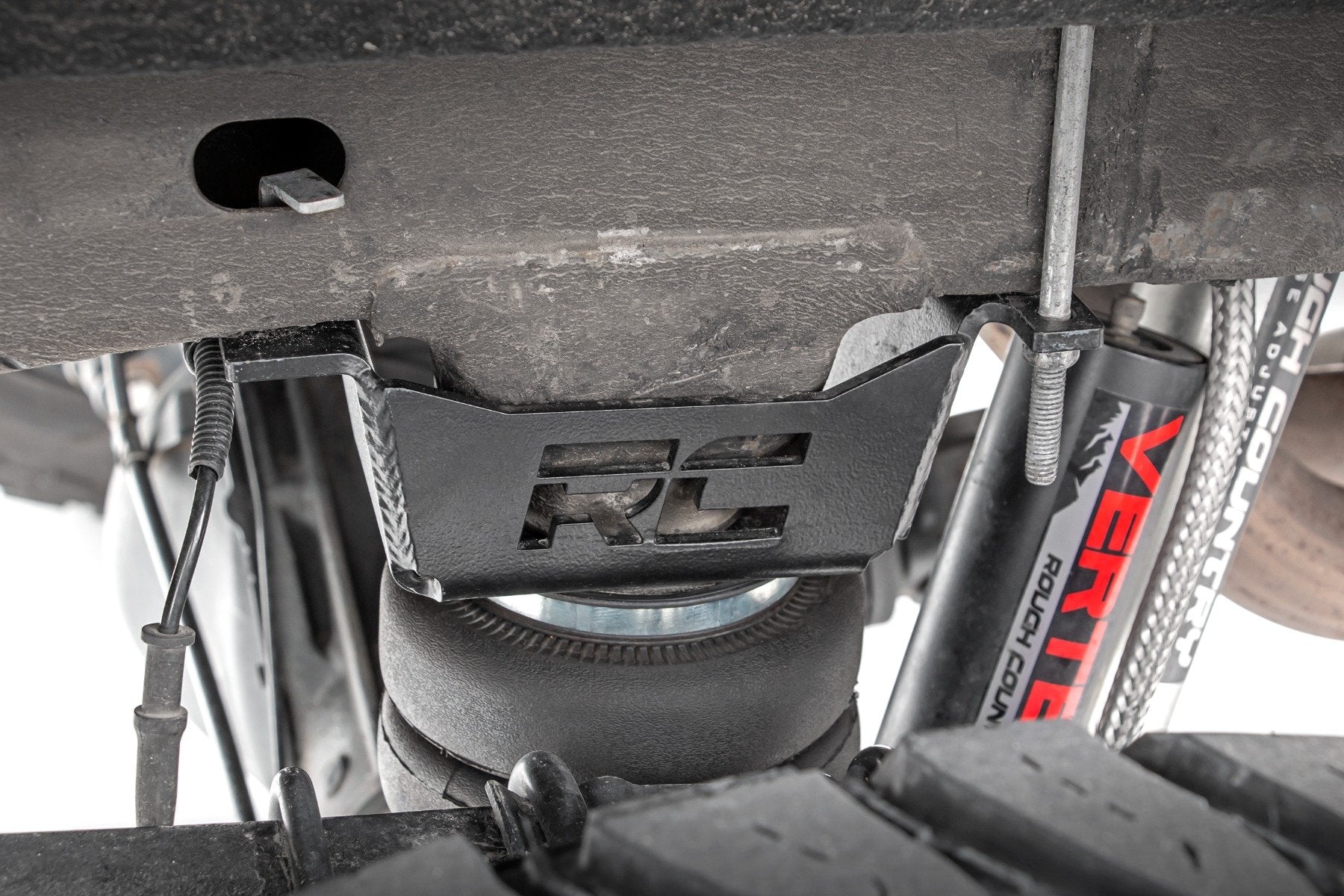 Rough Country Air Spring Kit w/Compressor 6-7.5" Lift Kit Chevy/GMC 1500 07-18 100056WC