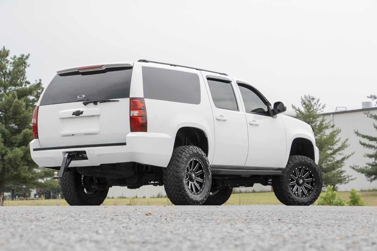 Rough Country 7in GM Suspension Lift Kit w/N3 Struts 07-13 Sub./Yukon XL 28701
