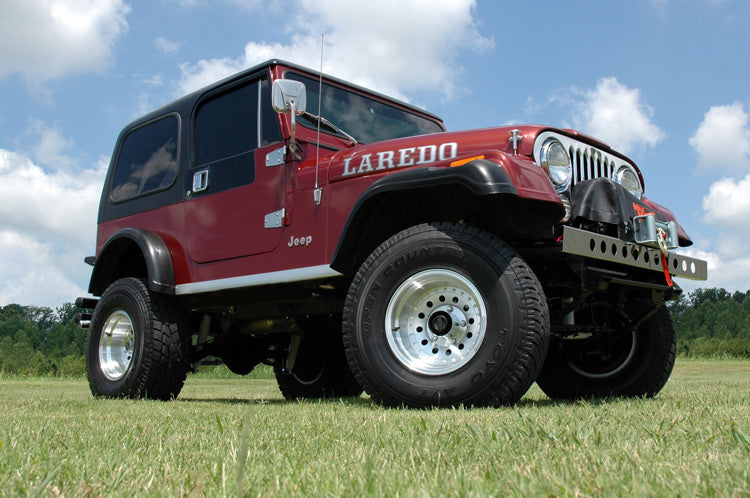 Rough Country 4in Suspension Lift Kit for Jeep CJ 675-76-8130