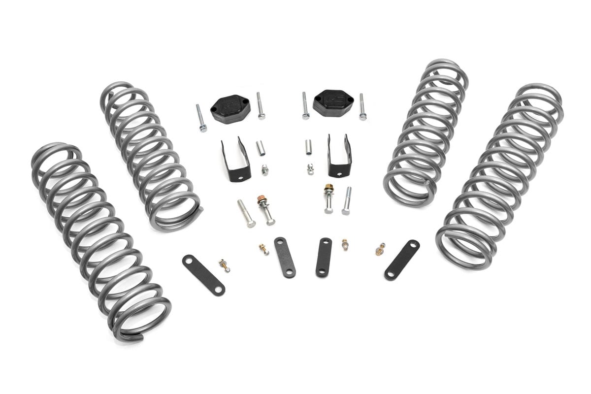 Rough Country 2.5" Suspension Lift Kit Basic for Wrangler JKU 07-18 4-Door 901