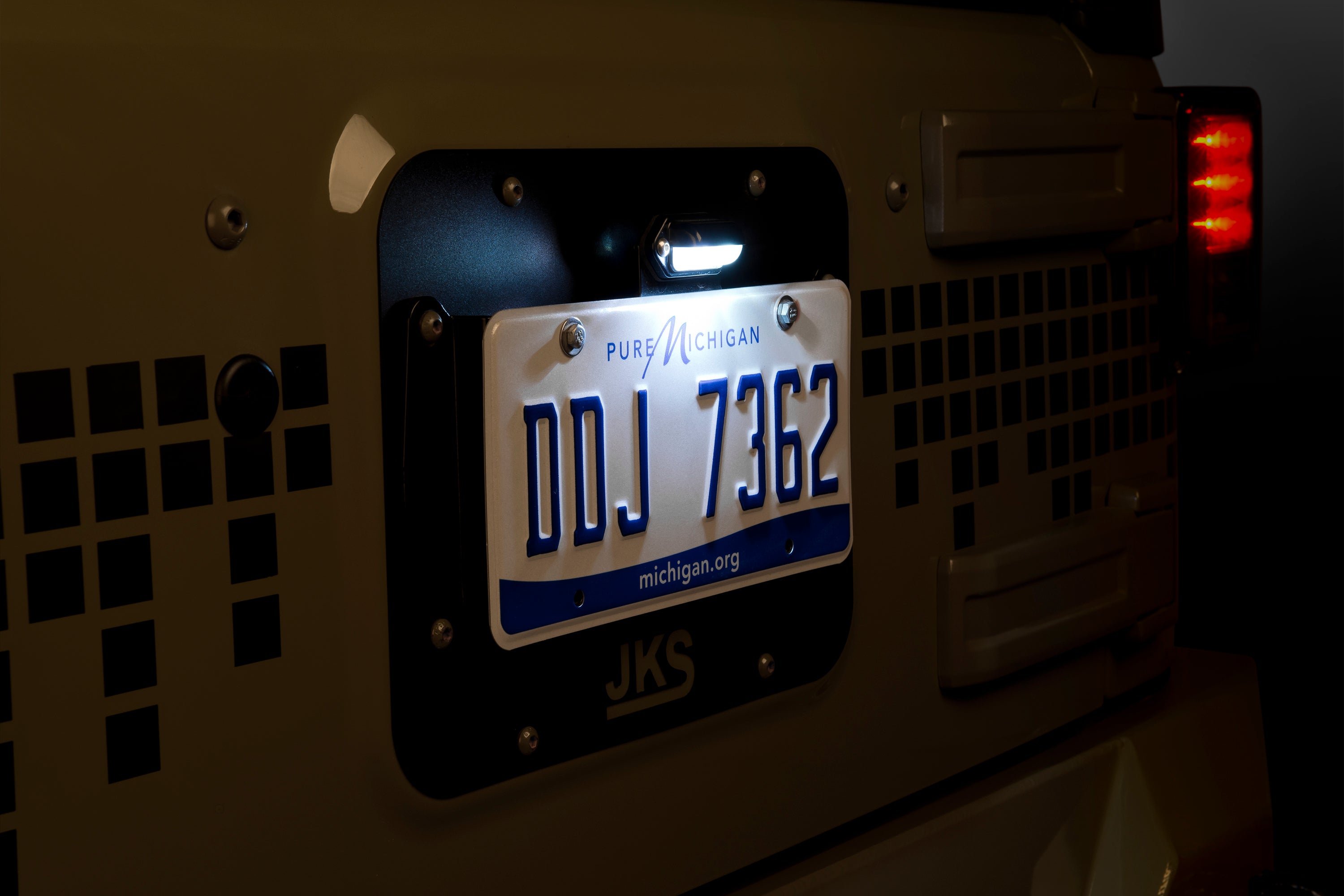 License Plate Relocation Kit w/Light | Wrangler JK -2