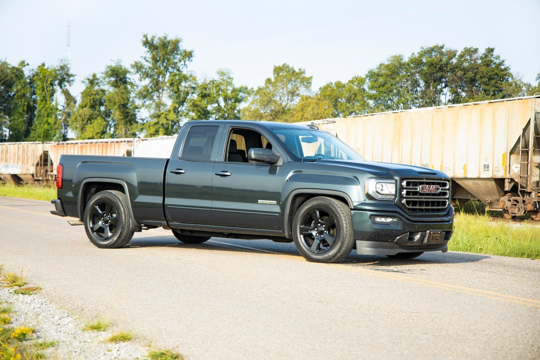 Rough Country 2" Lowering Kit | 4" Rear Lowering | M1 | Chevy/GMC 1500 4WD 14-18 -4