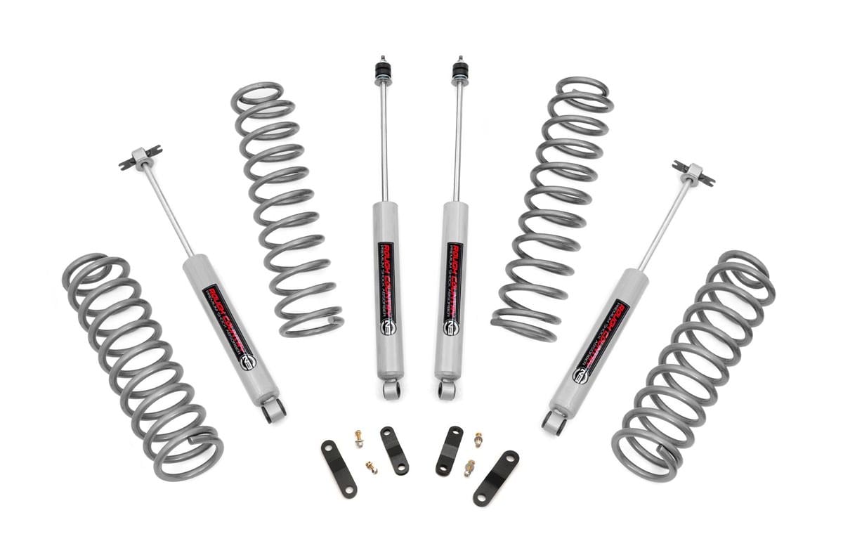Rough Country 2.5" Suspension Lift Kit w Shocks for Wrangler JK 07-18 2Dr PERF678