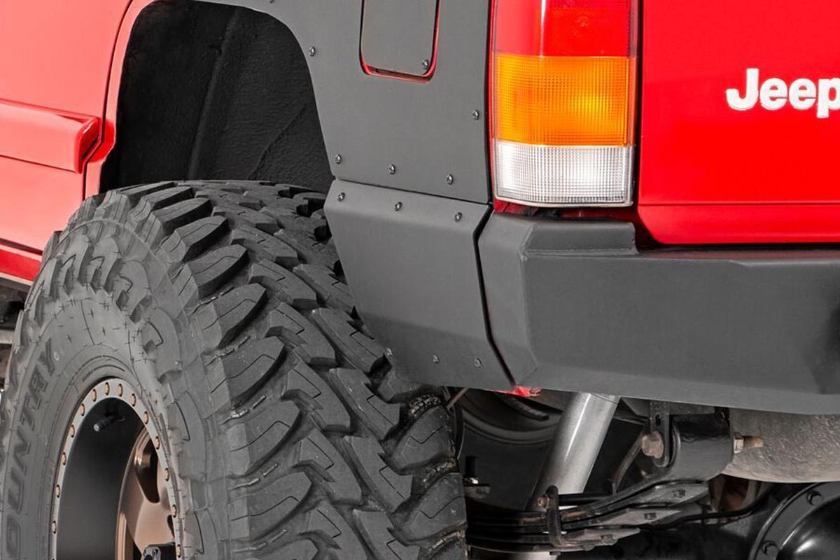 Rough Country Jeep R Lower Panel Armor Trimmed Flares 97-01 Cherokee XJ 10572