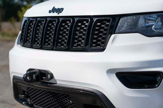 Jeep Hidden Winch Mounting Plate 14-20 Grand Cherokee WK2 -1
