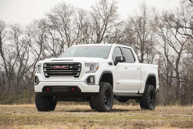 Rough Country 4" Lift AT4/Trailboss Vertex/V2 Chevy/GMC Silverado/Sierra 2025 110357